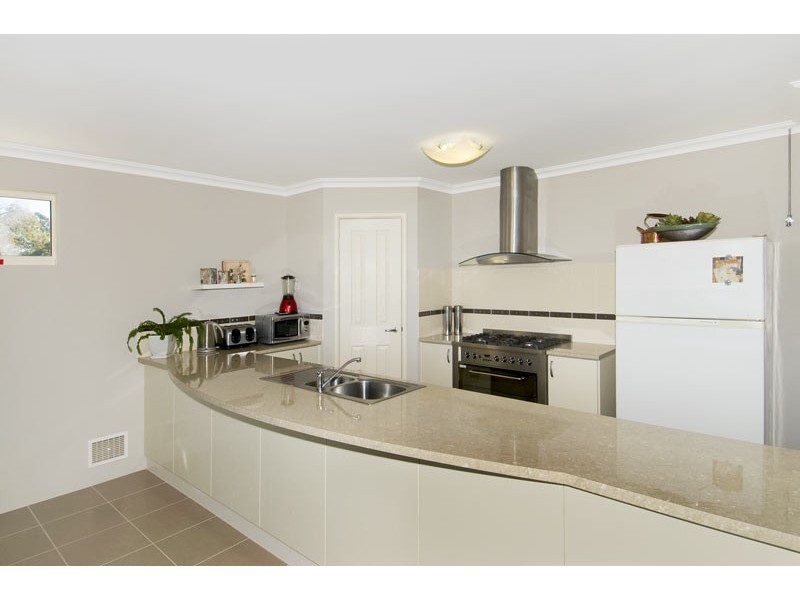 15a Iluka Road, Dawesville WA 6211