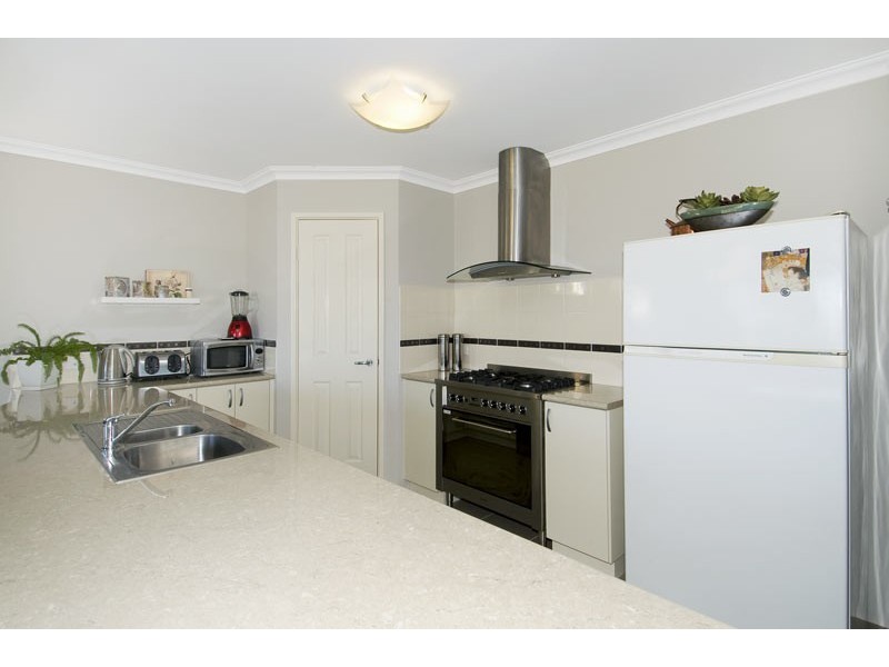 15a Iluka Road, Dawesville WA 6211