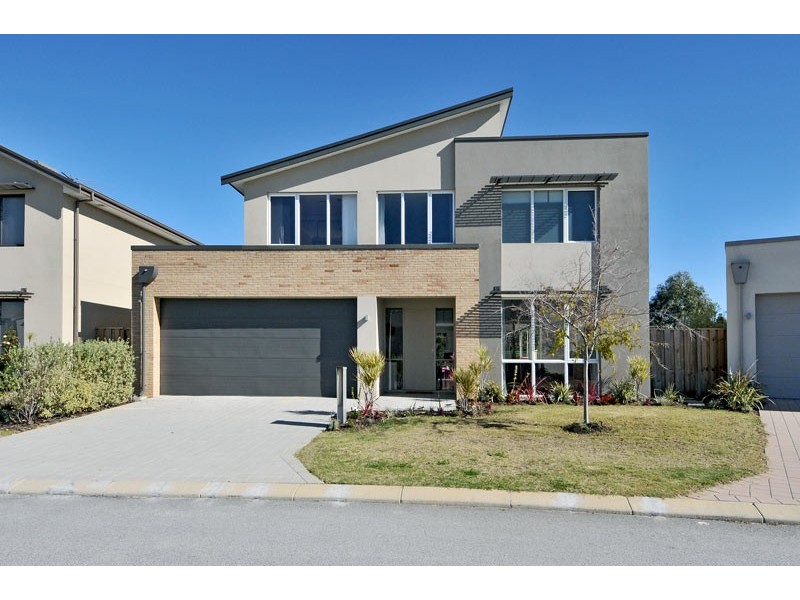 5 Whitley Place, Meadow Springs WA 6210