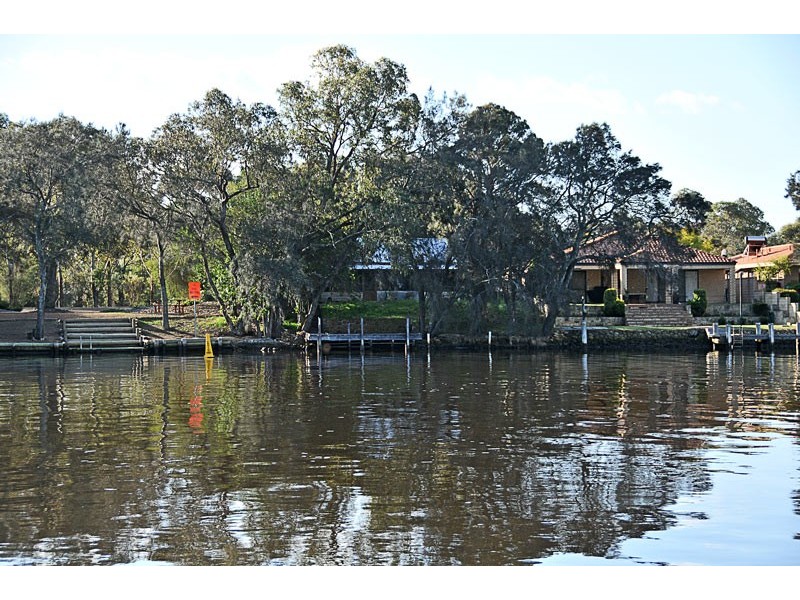 172 Culeenup Drive, North Yunderup WA 6208