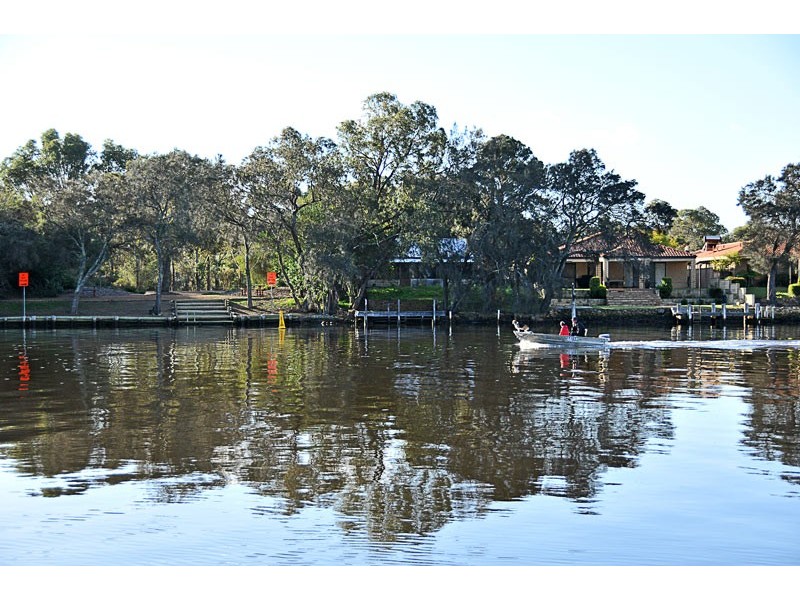 172 Culeenup Drive, North Yunderup WA 6208