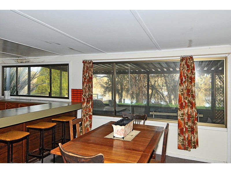 172 Culeenup Drive, North Yunderup WA 6208