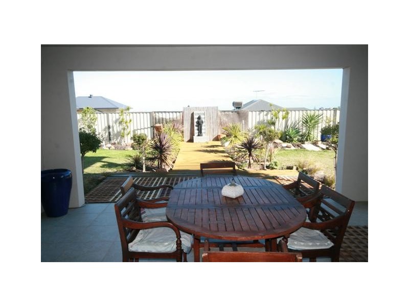 25 Lookout Vista, Singleton WA 6175