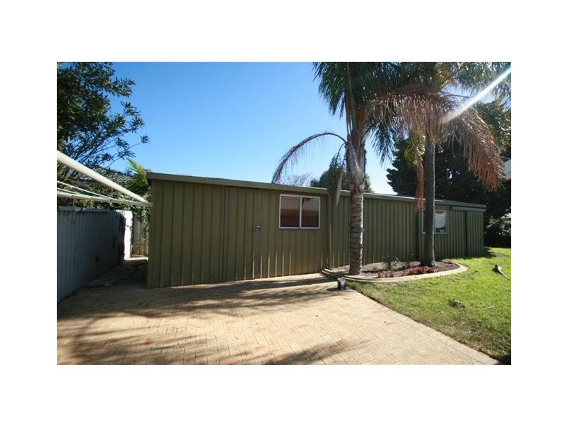 3 Arundel Drive, Halls Head WA 6210