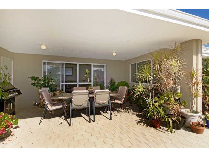 18 Bridgewater Boulevard, Erskine WA 6210