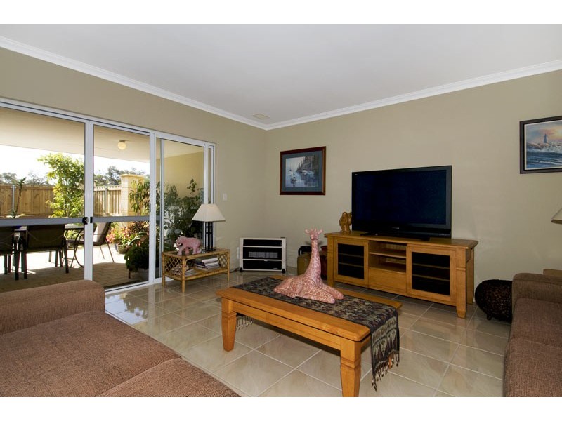 18 Bridgewater Boulevard, Erskine WA 6210