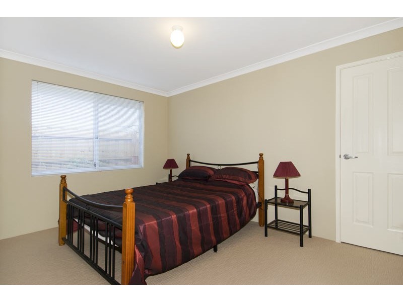 18 Bridgewater Boulevard, Erskine WA 6210