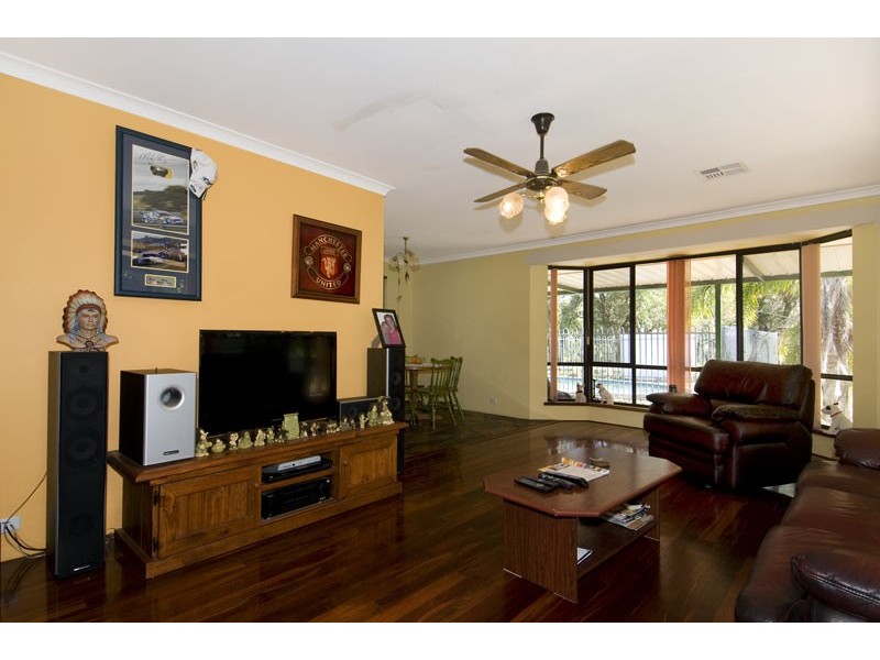 82 Clifton Downs Road, Lake Clifton WA 6215