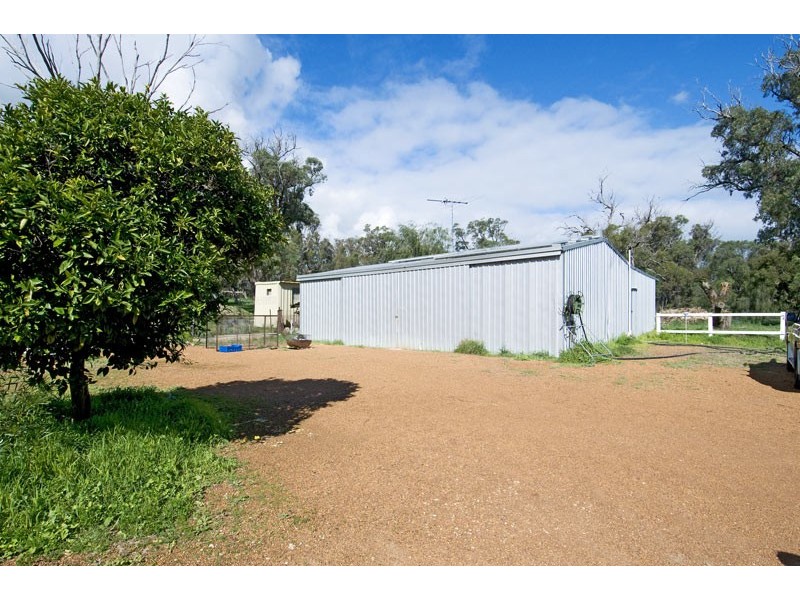82 Clifton Downs Road, Lake Clifton WA 6215