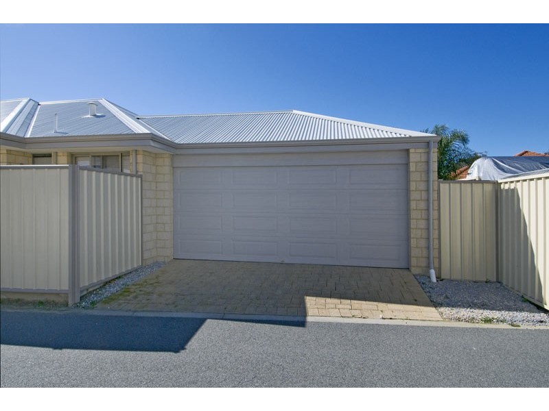 4 Nankeen Approach, Dudley Park WA 6210