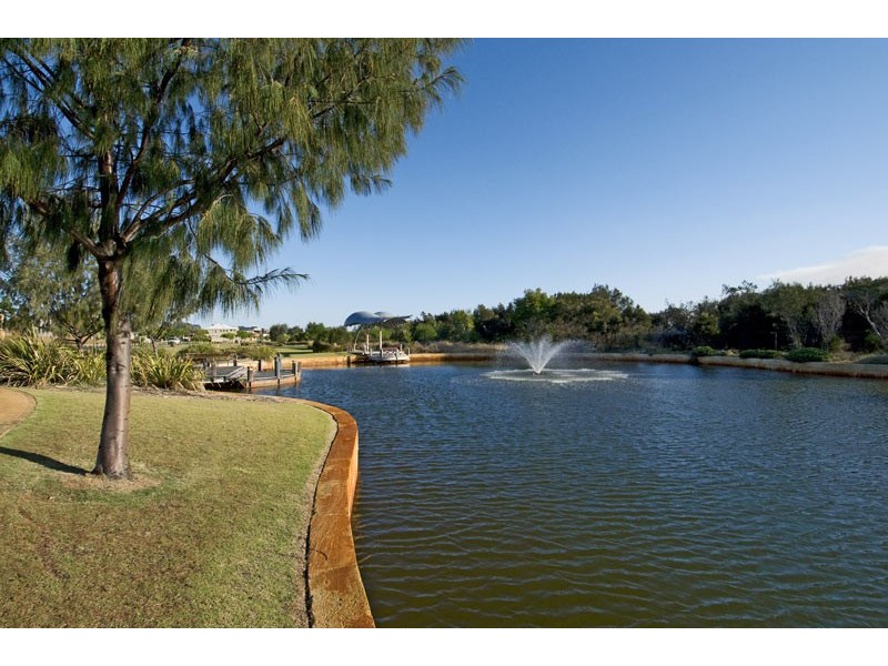 4 Nankeen Approach, Dudley Park WA 6210