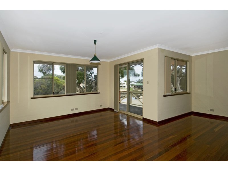 4 Egret Place, South Yunderup WA 6208