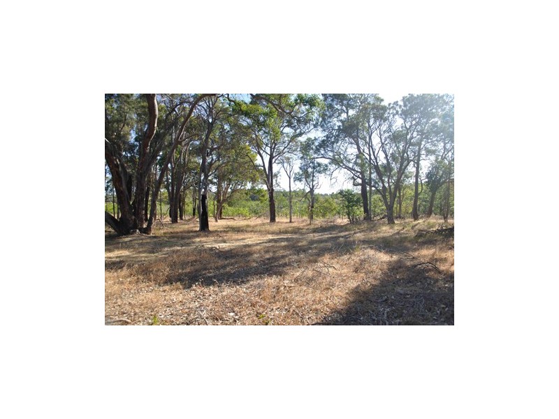 122 Stacey Rise, Lake Clifton WA 6215