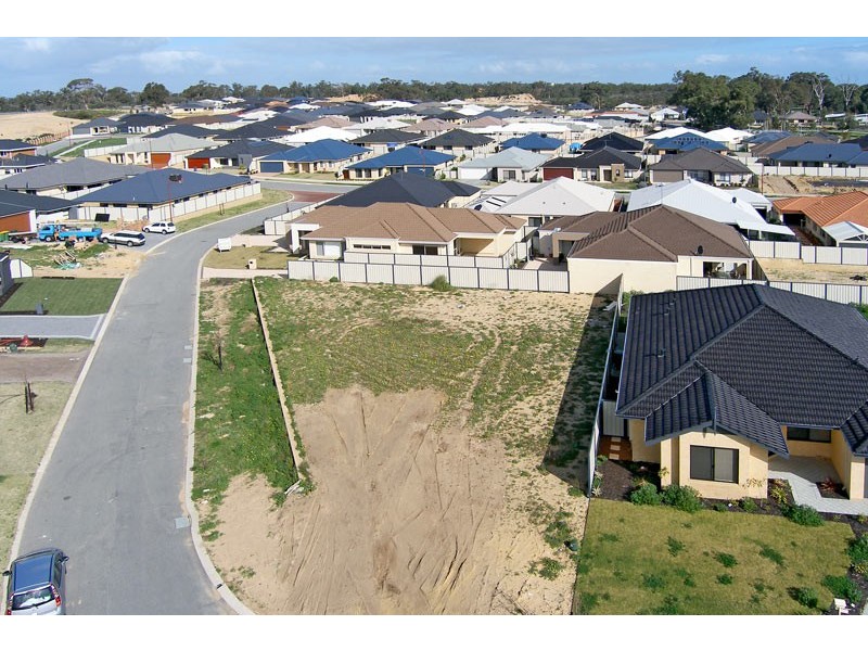 28 Sequin Close, Meadow Springs WA 6210