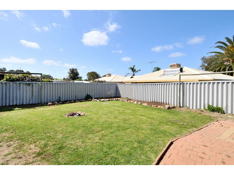 16 Lydia Place, Greenfields WA 6210