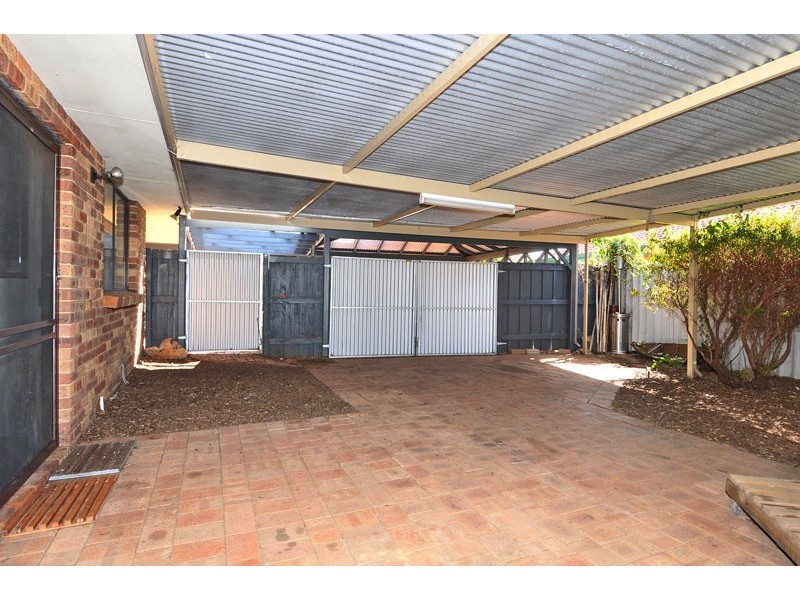 16 Lydia Place, Greenfields WA 6210