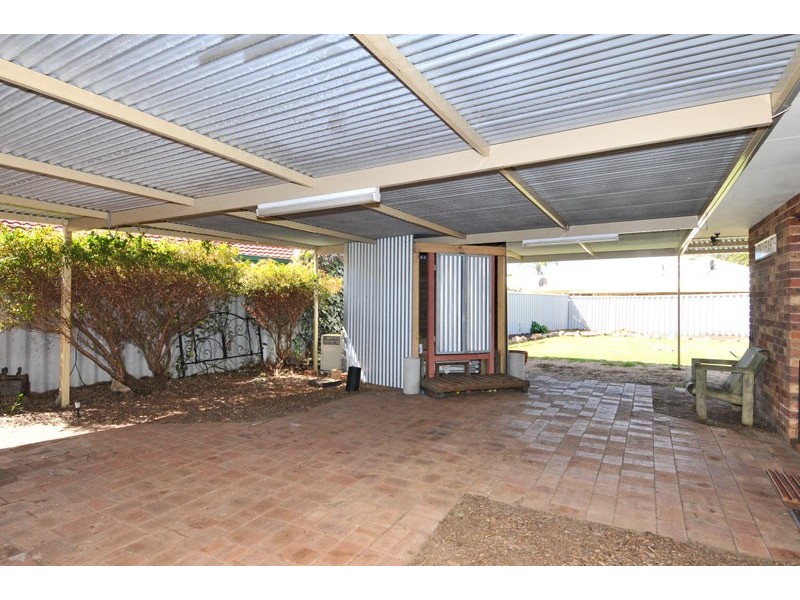 16 Lydia Place, Greenfields WA 6210