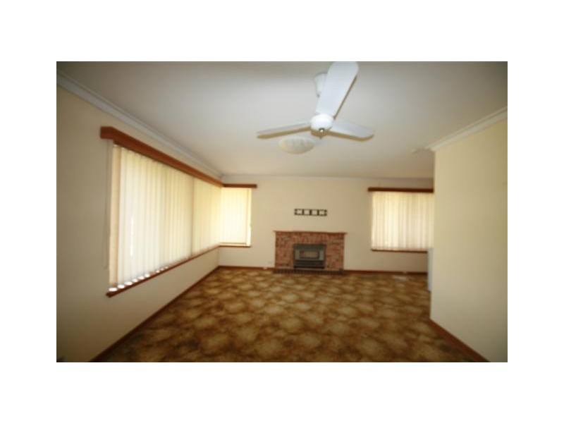 7 Blakeley Street, Mandurah WA 6210