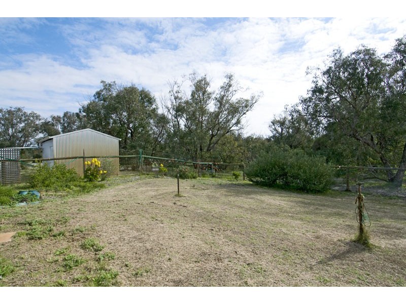 81 Peaceful Waters Drive, Barragup WA 6209