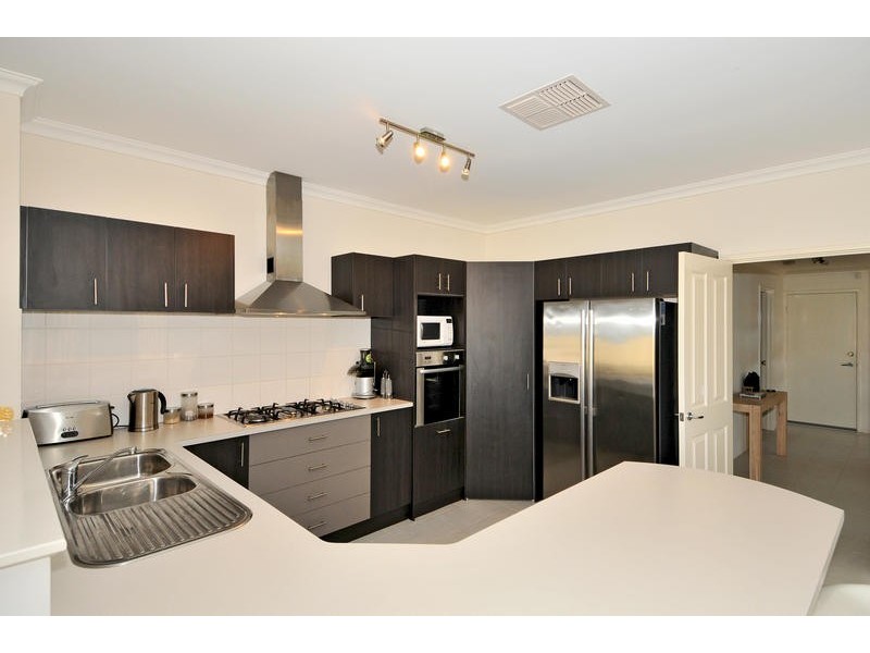 42 Yindana Blvd, Lakelands WA 6180