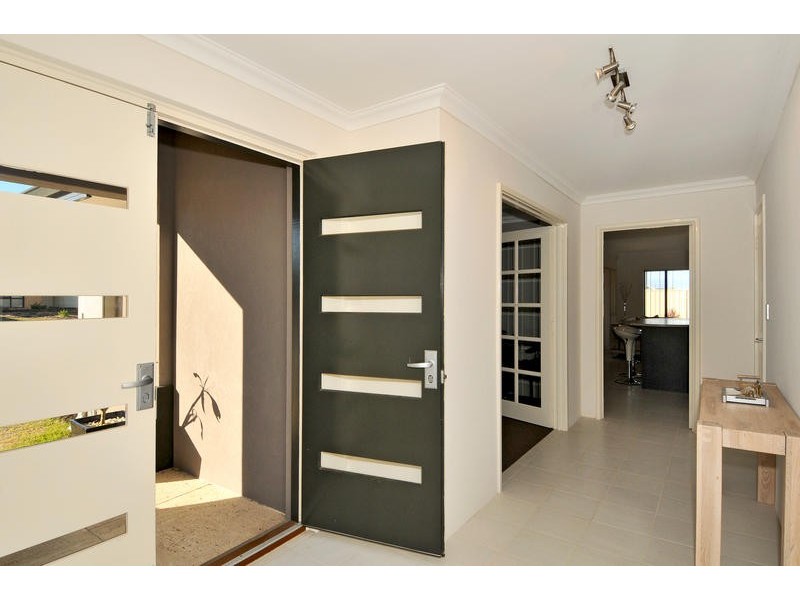 42 Yindana Blvd, Lakelands WA 6180