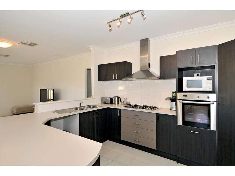 42 Yindana Blvd, Lakelands WA 6180