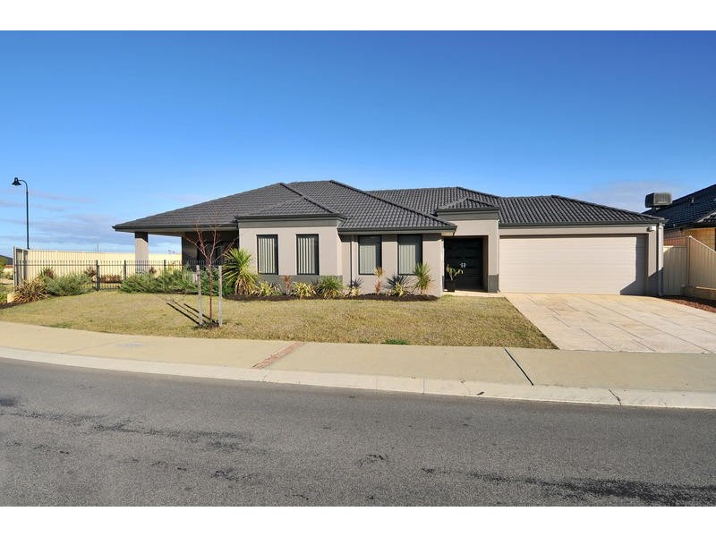 42 Yindana Blvd, Lakelands WA 6180