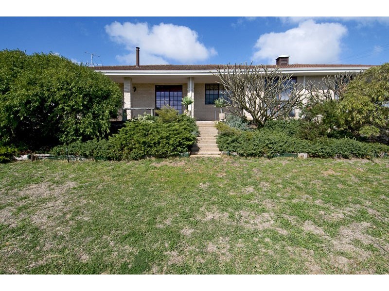 14 Cathryn Street, Halls Head WA 6210