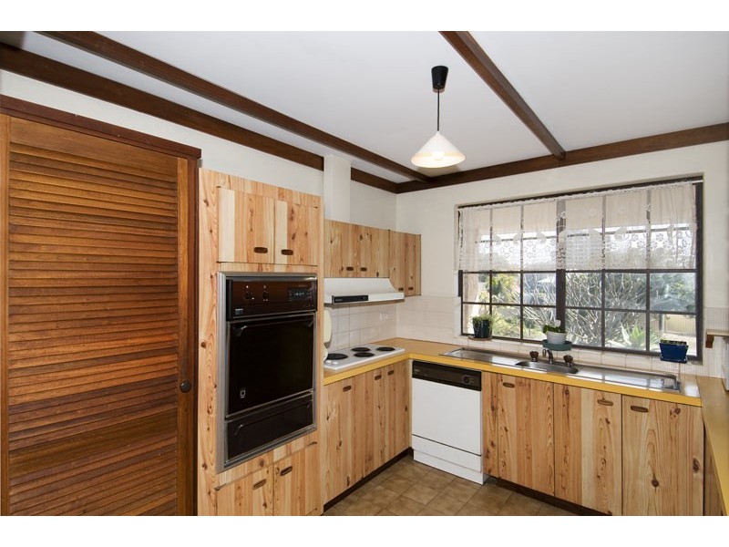 14 Cathryn Street, Halls Head WA 6210