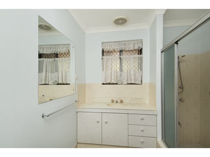 14 Cathryn Street, Halls Head WA 6210