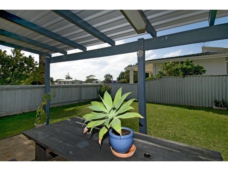 14 Cathryn Street, Halls Head WA 6210