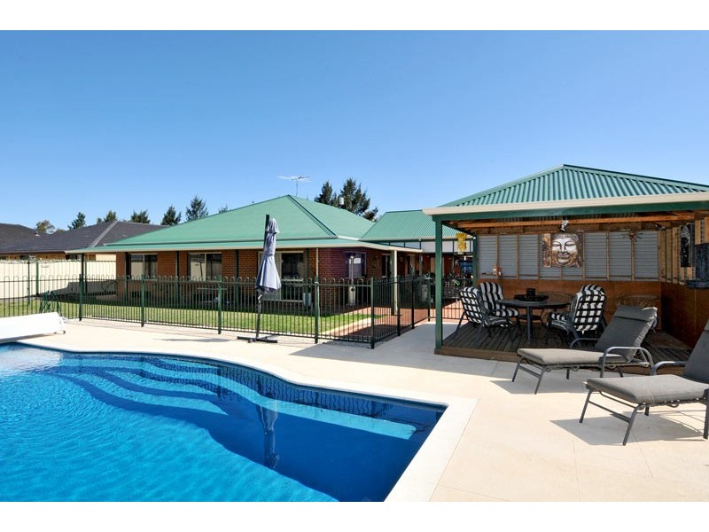 58 Country Road, Pinjarra WA 6208