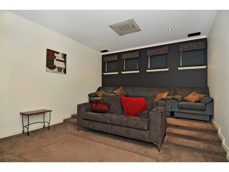 27 Cervantes Drive, Erskine WA 6210