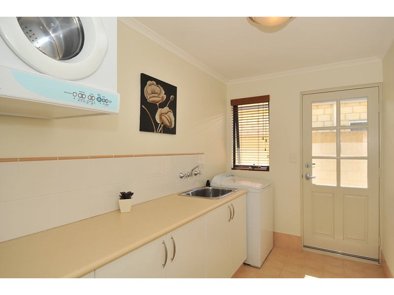 27 Cervantes Drive, Erskine WA 6210