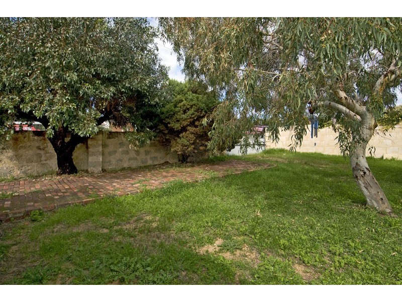 9 Yeedong Road, Falcon WA 6210