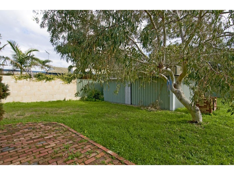9 Yeedong Road, Falcon WA 6210