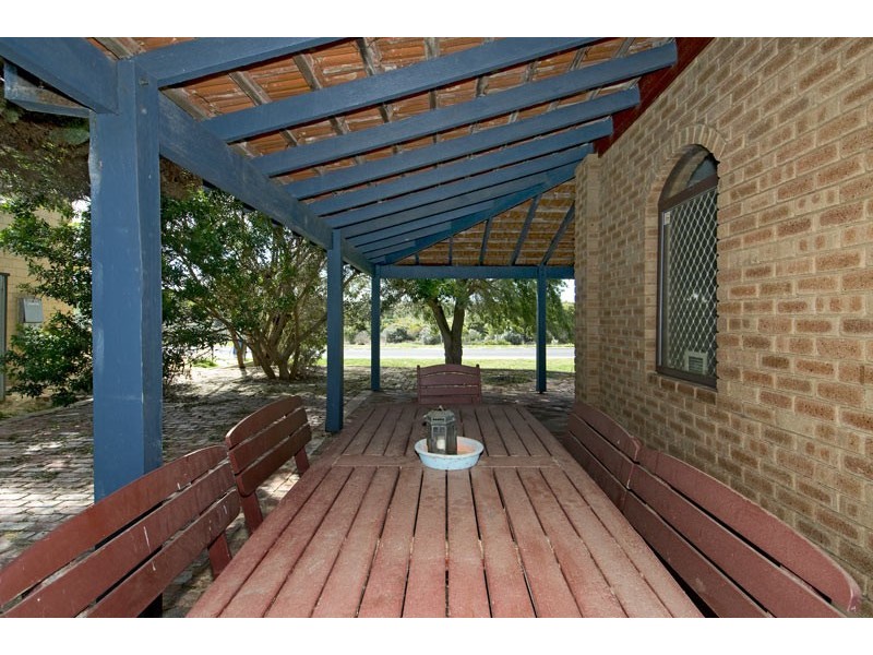 9 Yeedong Road, Falcon WA 6210