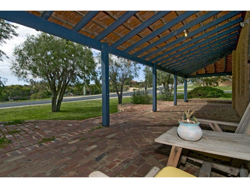 9 Yeedong Road, Falcon WA 6210