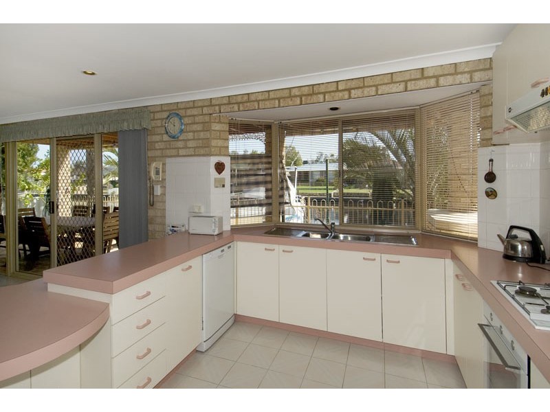 89 Moyup Way, South Yunderup WA 6208