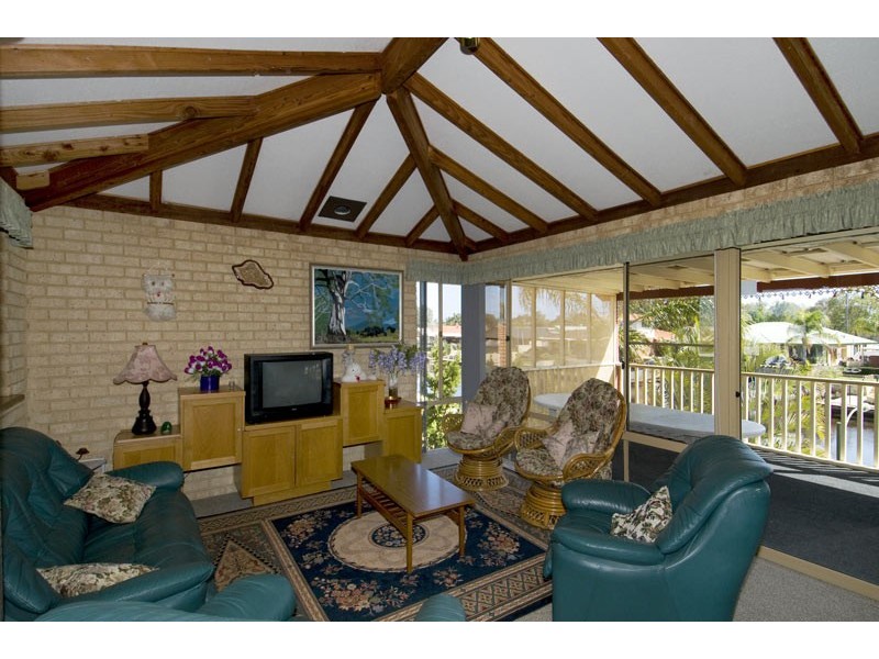 89 Moyup Way, South Yunderup WA 6208