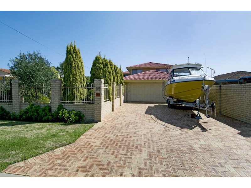 89 Moyup Way, South Yunderup WA 6208