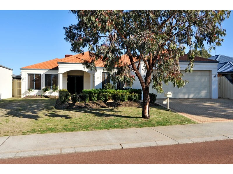 49 Pebble Beach Blvd, Meadow Springs WA 6210