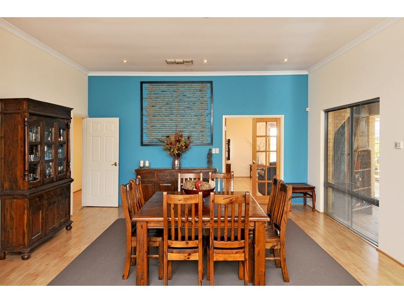 49 Pebble Beach Blvd, Meadow Springs WA 6210