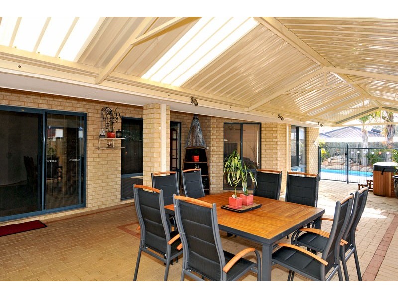 49 Pebble Beach Blvd, Meadow Springs WA 6210