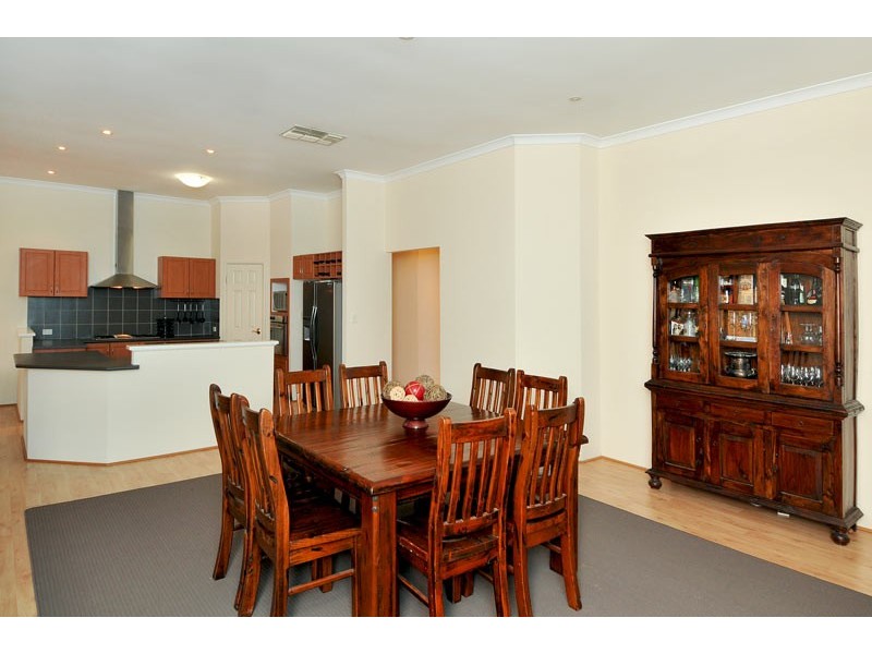 49 Pebble Beach Blvd, Meadow Springs WA 6210