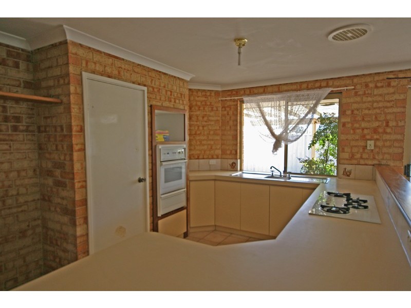 3 Wren Court, Greenfields WA 6210