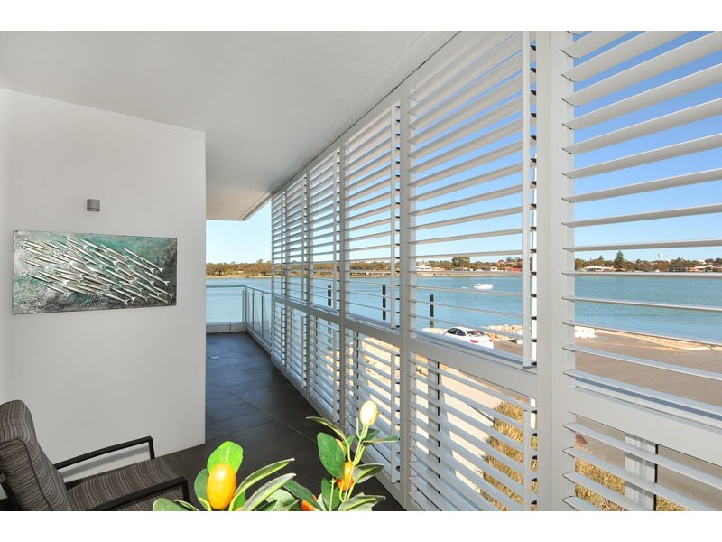 201/5 Marco Polo Drive, Mandurah WA 6210