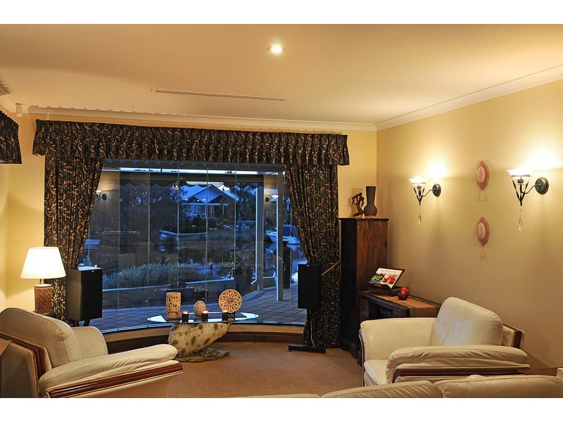 43 Delta Drive, South Yunderup WA 6208