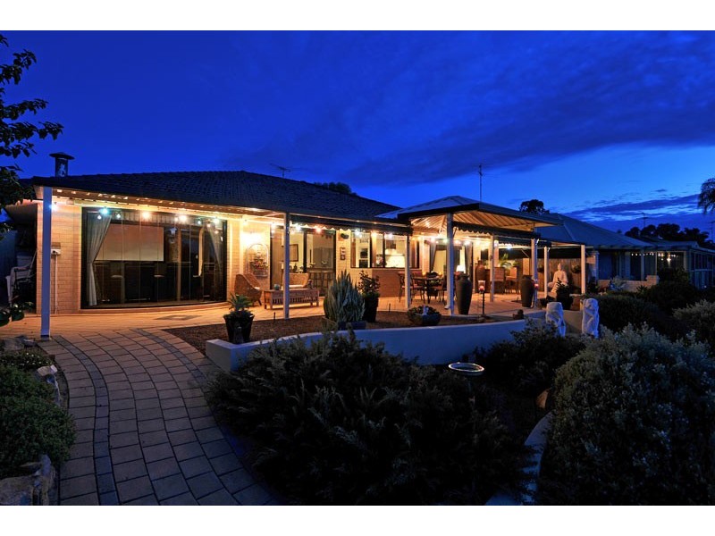 43 Delta Drive, South Yunderup WA 6208