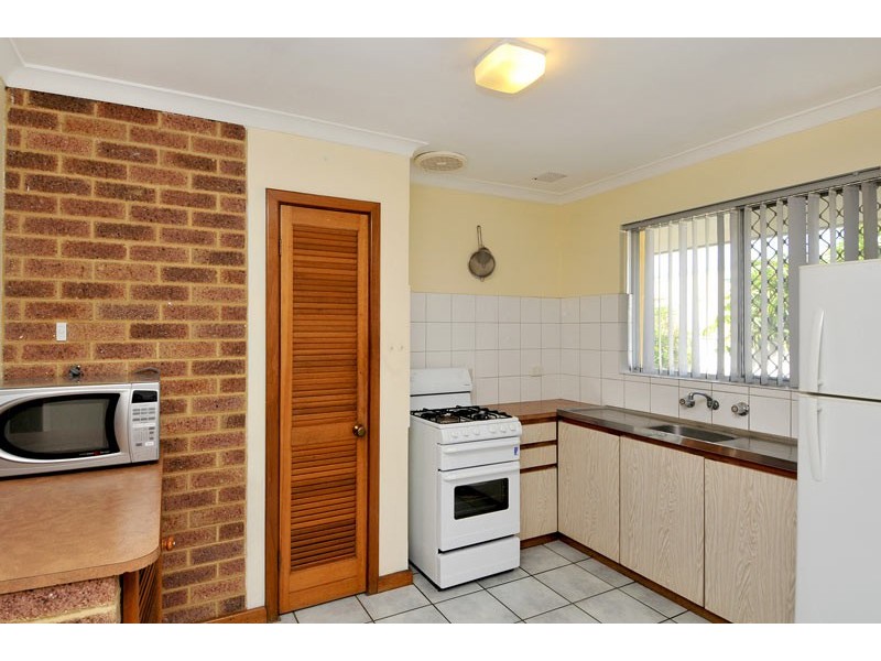 7 Star Street, Dudley Park WA 6210